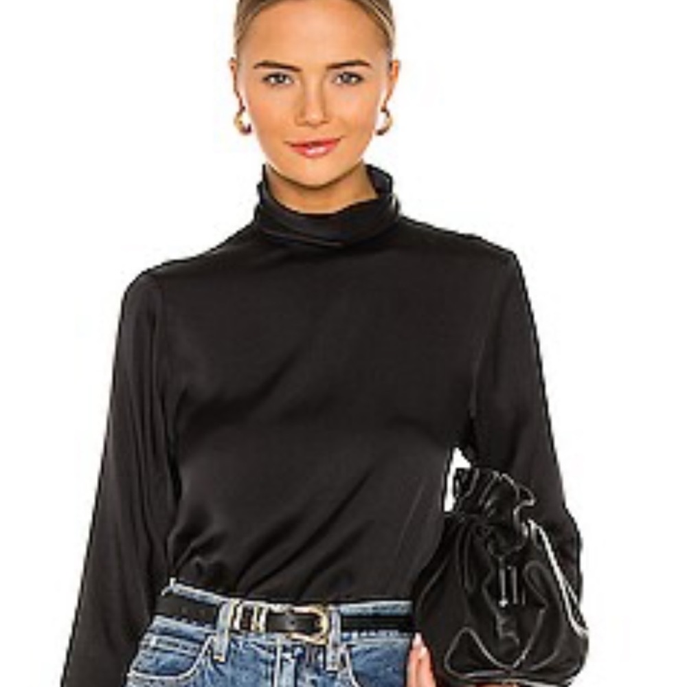 Beautiful 💯 Silk Cleo Top in Black (new with tag)